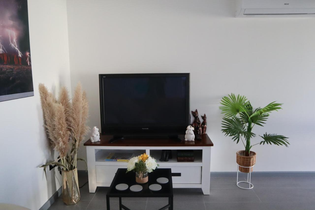 Lakeside Residence Raymond Terrace Exterior photo
